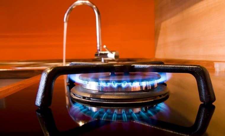 Cuisinière à gaz allumée